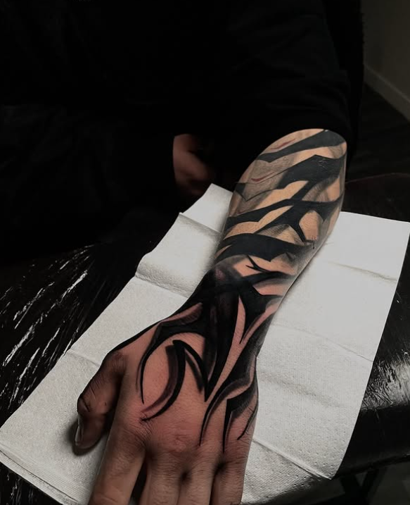 Tribal — Hand & Forearm